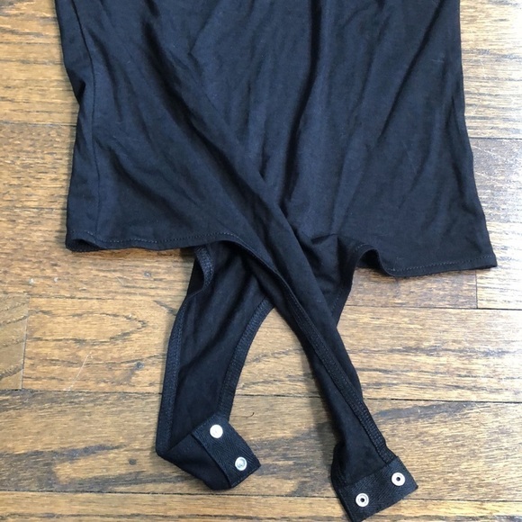 One-Shoulder Black Bodysuit - Picture 2 of 4